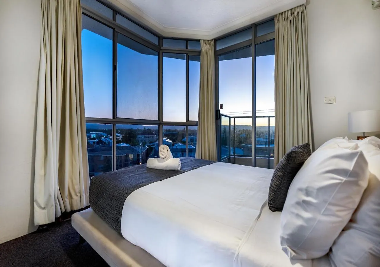 Aparthotel Foreshore Beachfront 3*
