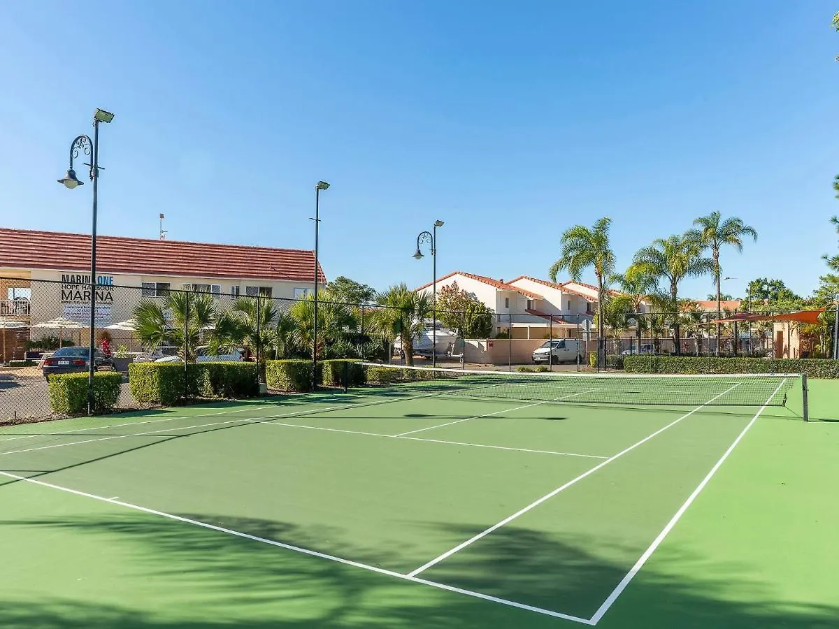 Stunning 3 Bedroom At Hope Harbour Marina