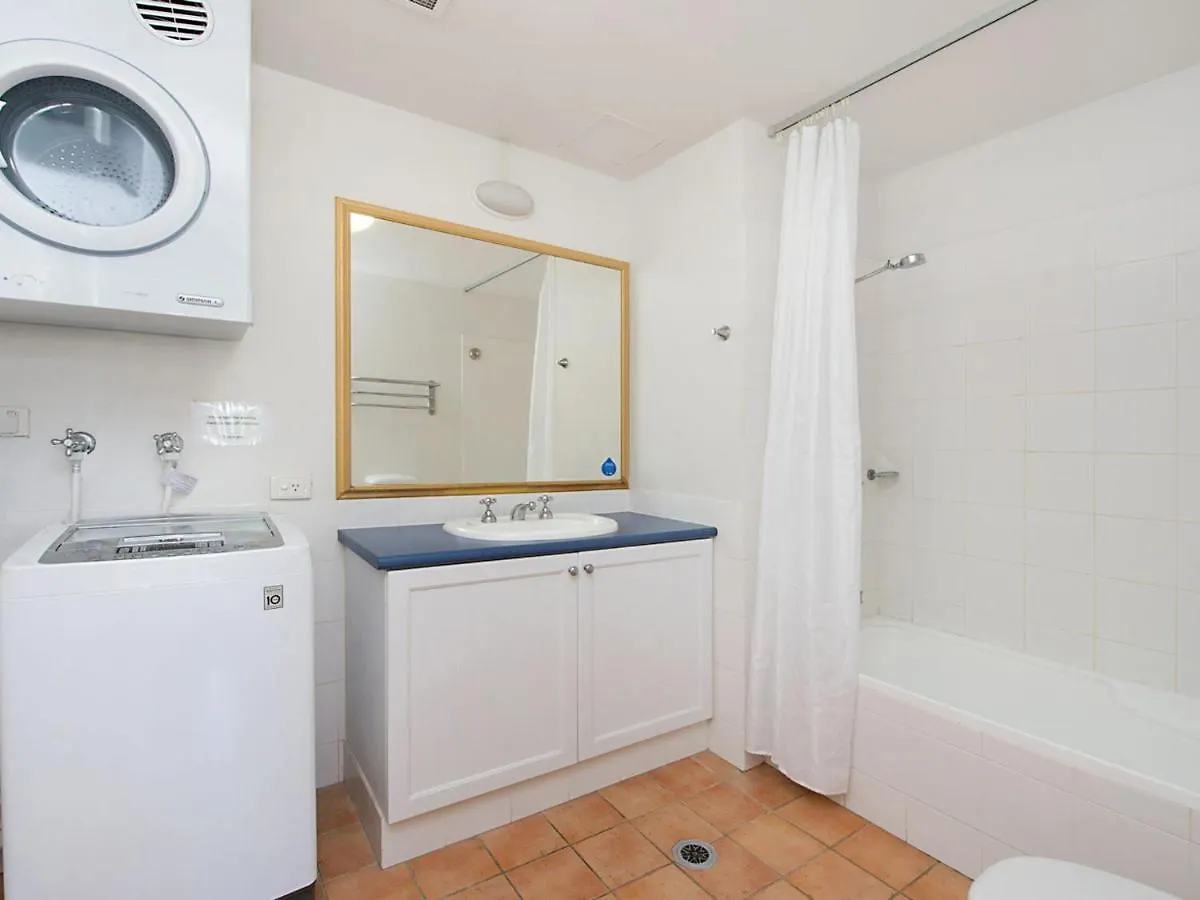Calypso Plaza Unit 146 * גולד קוסט