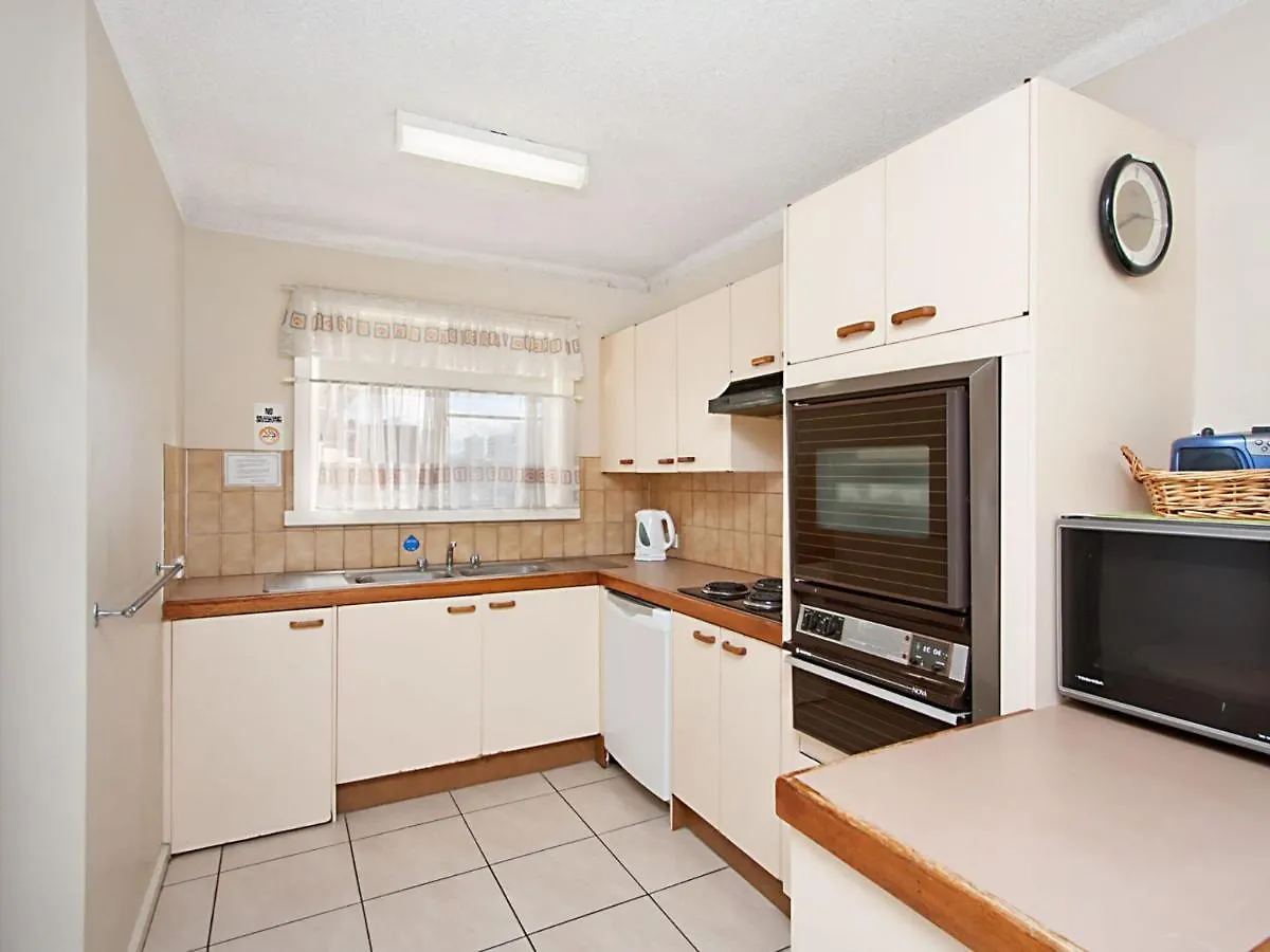 Unit 5 - Good Value 2 Bedroom Unit Gold Coast