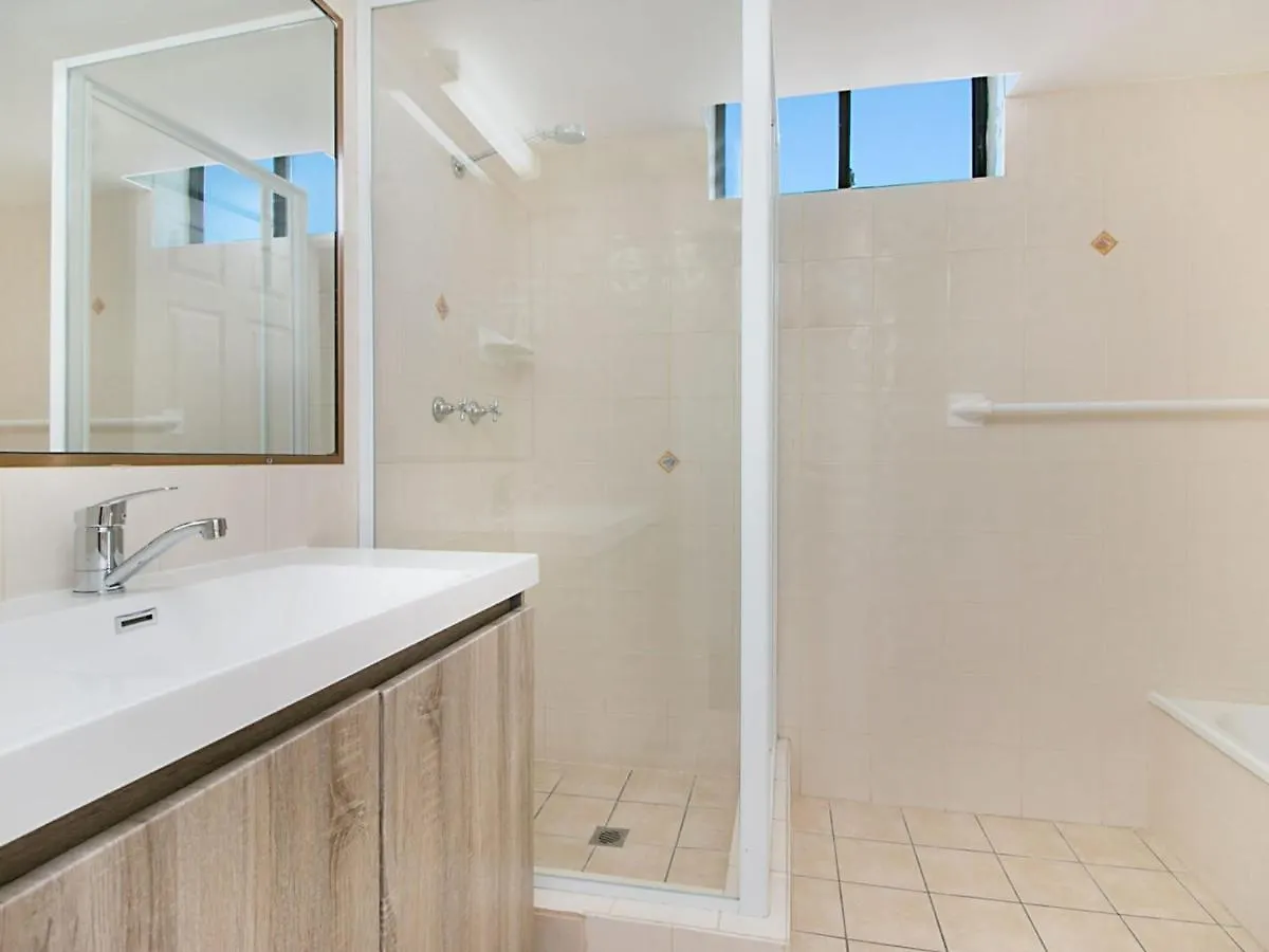 Chateau Royale Unit 36 * Gold Coast