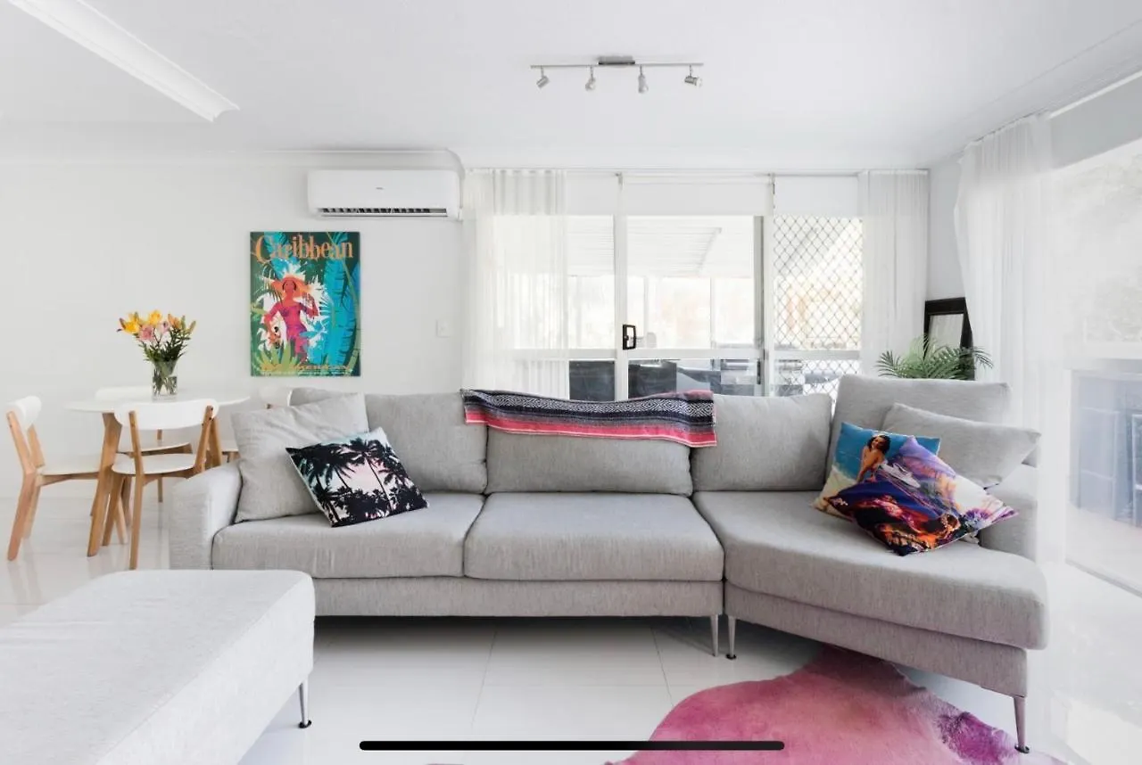 Apartman Beachside Beauty At Burleigh Pavilion!