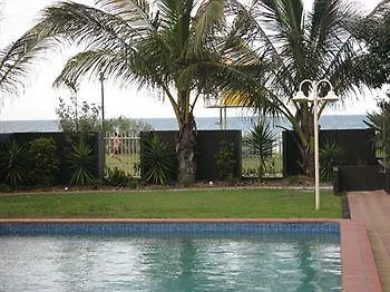 Bahia Beachfront Hotel 4*
