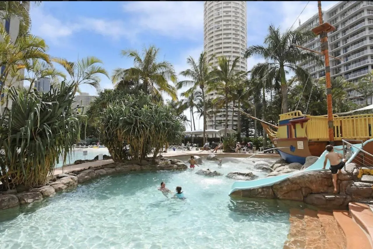 Crown Towers גולד קוסט