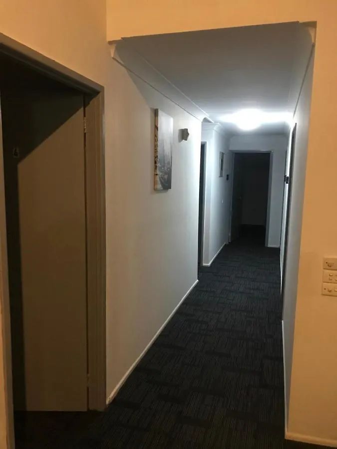 Convenience House In Nerang With Private Kwatera prywatna