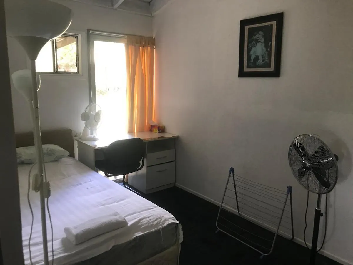 Convenience House In Nerang With Private Kwatera prywatna