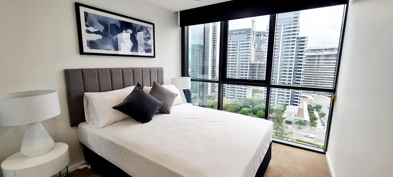Koko Broadbeach Apartment *