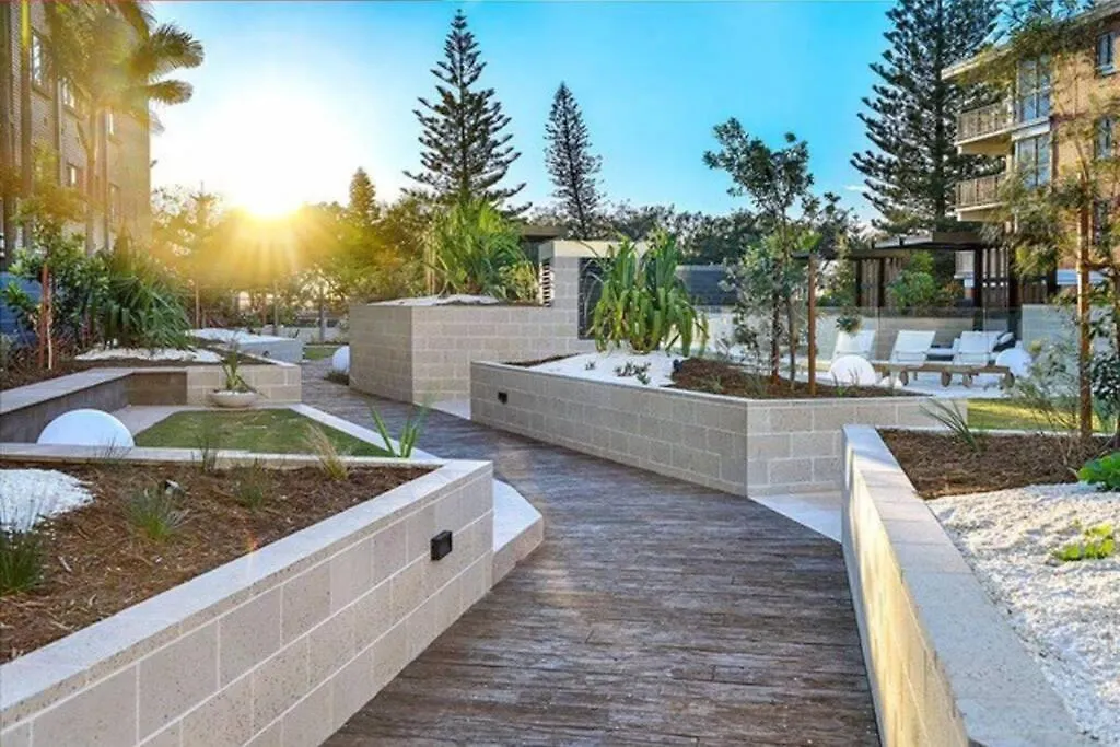 Boardwalk Burleigh Luxury Three Bedroom * ゴールドコースト