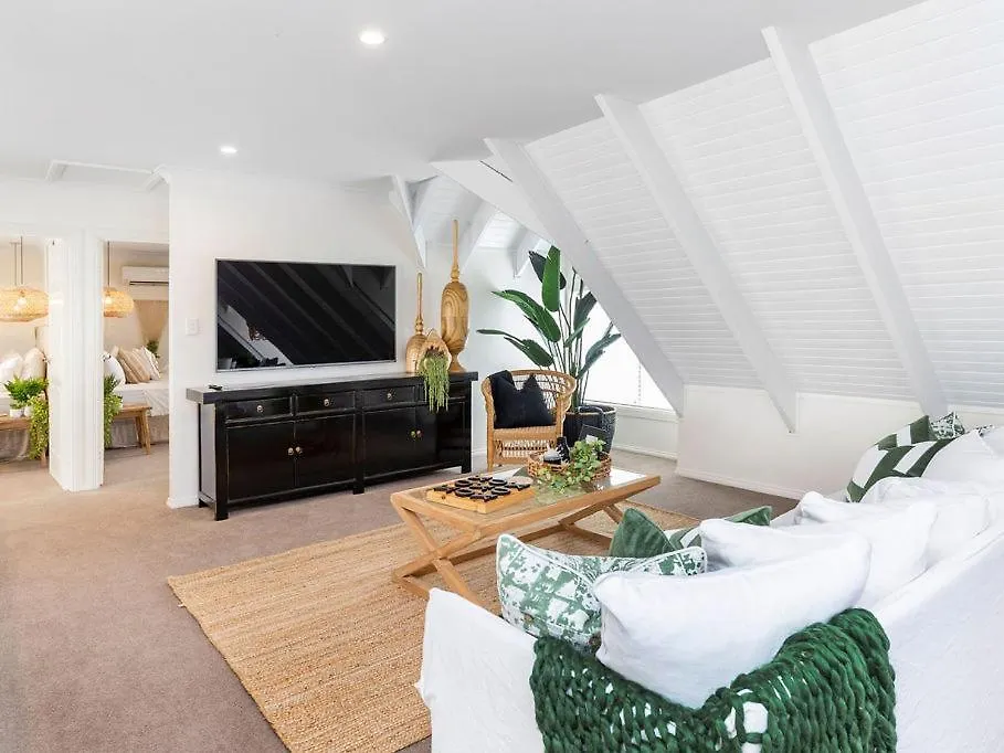 Absolute Beachfront Family Size Χρυσή Ακτή