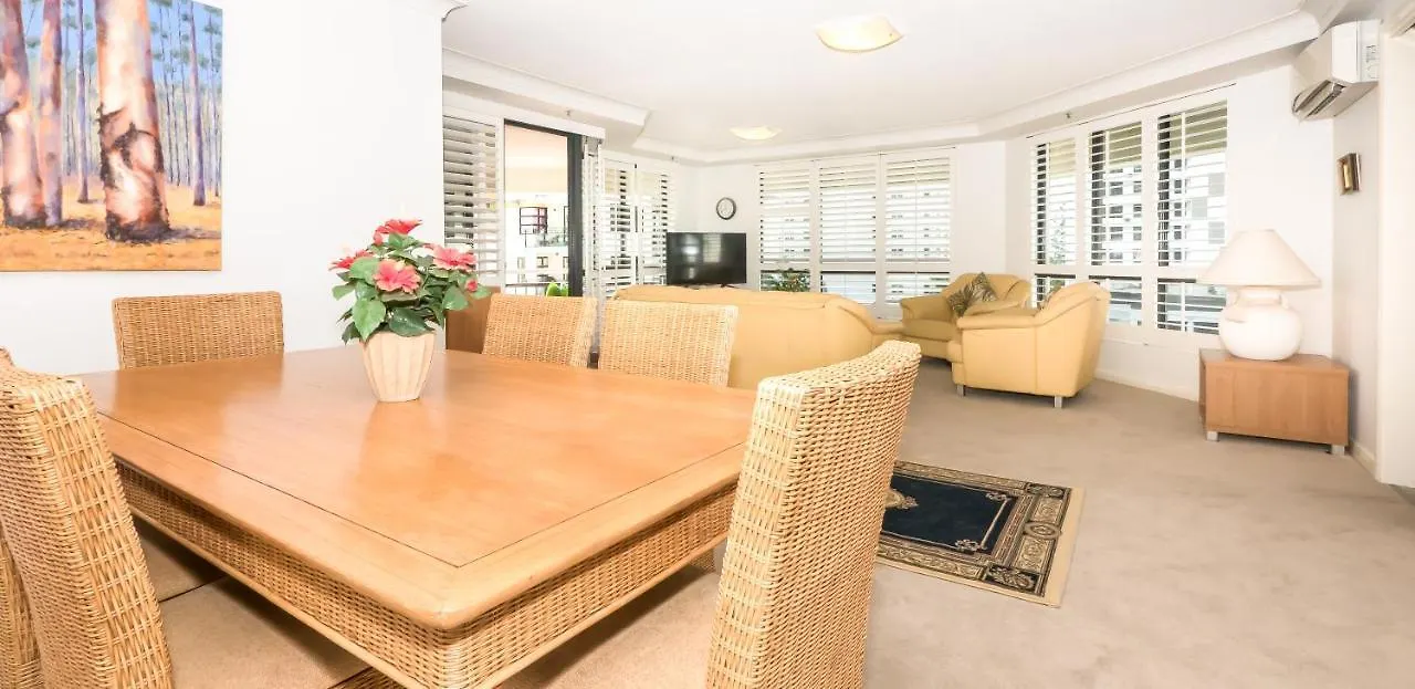 Victoria Square 4* Gold Coast