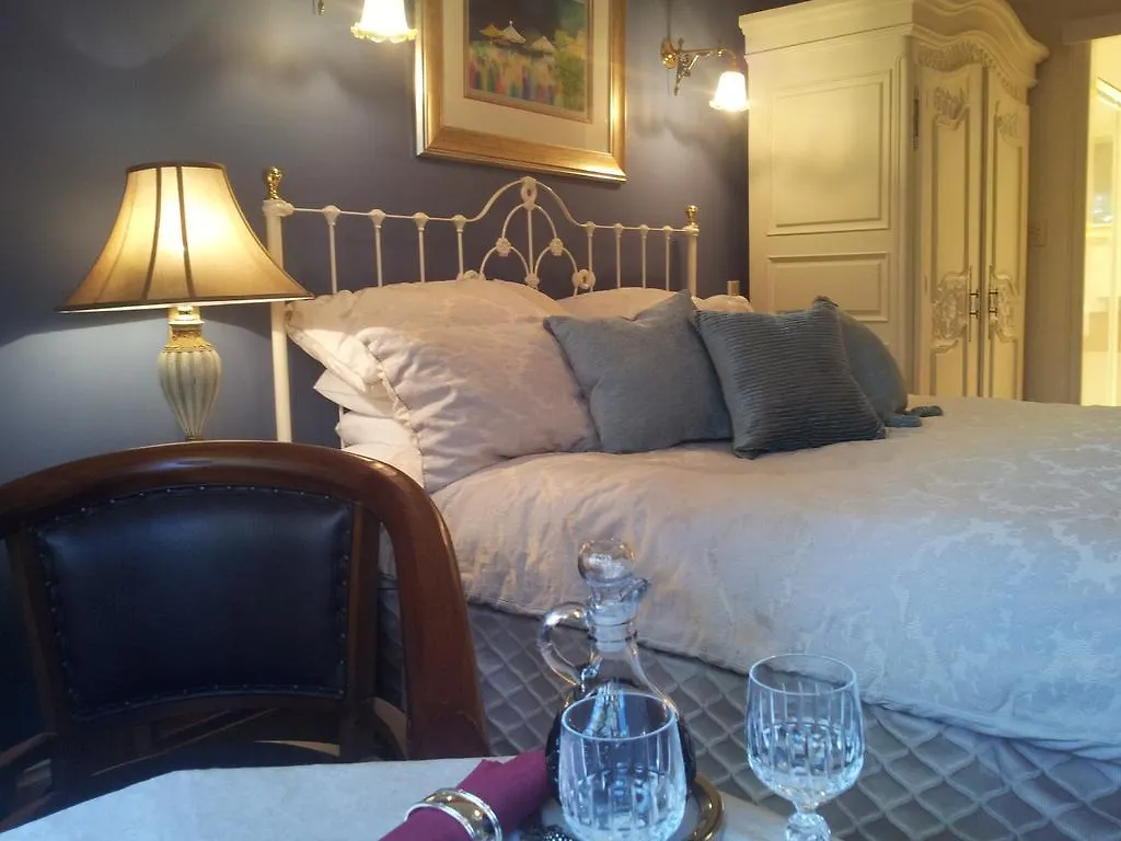 Mt Tamborine Couette-café 4*