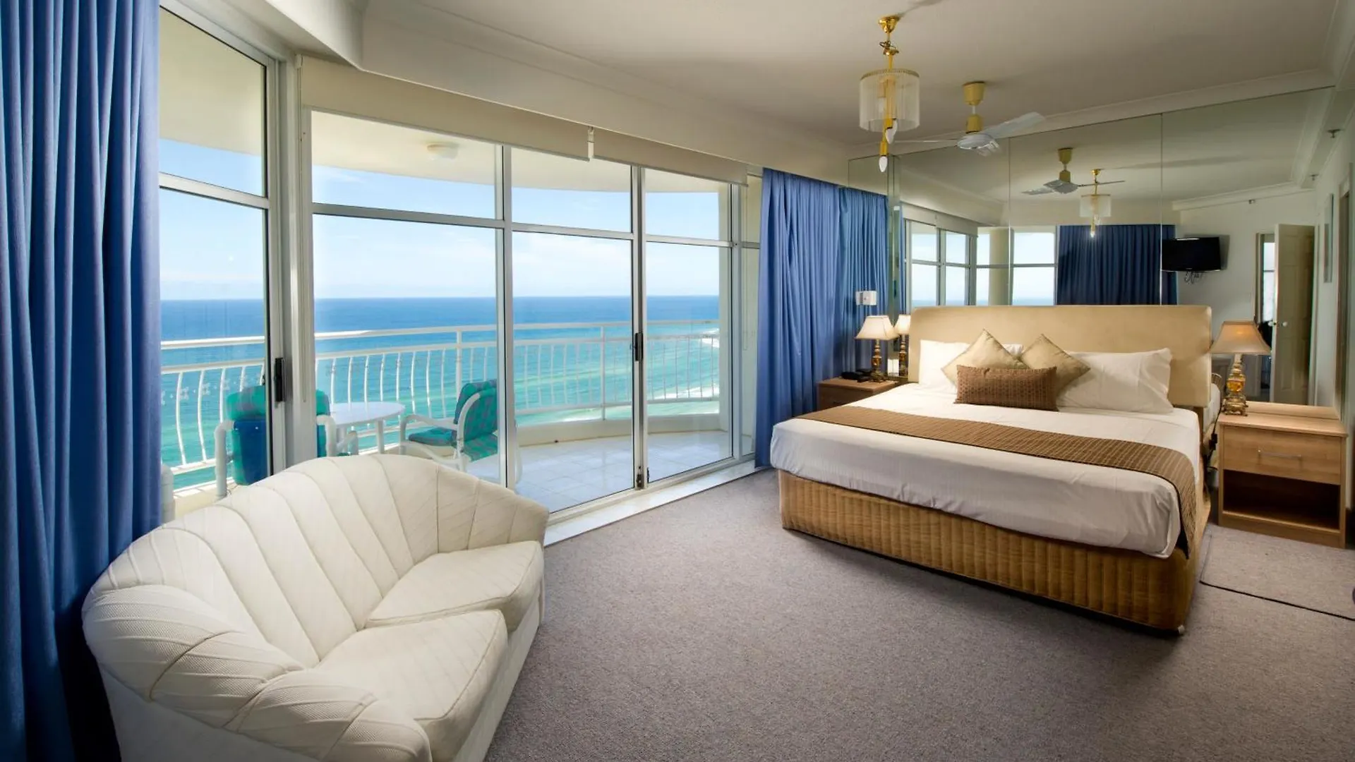 2nd Avenue Beachside 4* Gold Coast