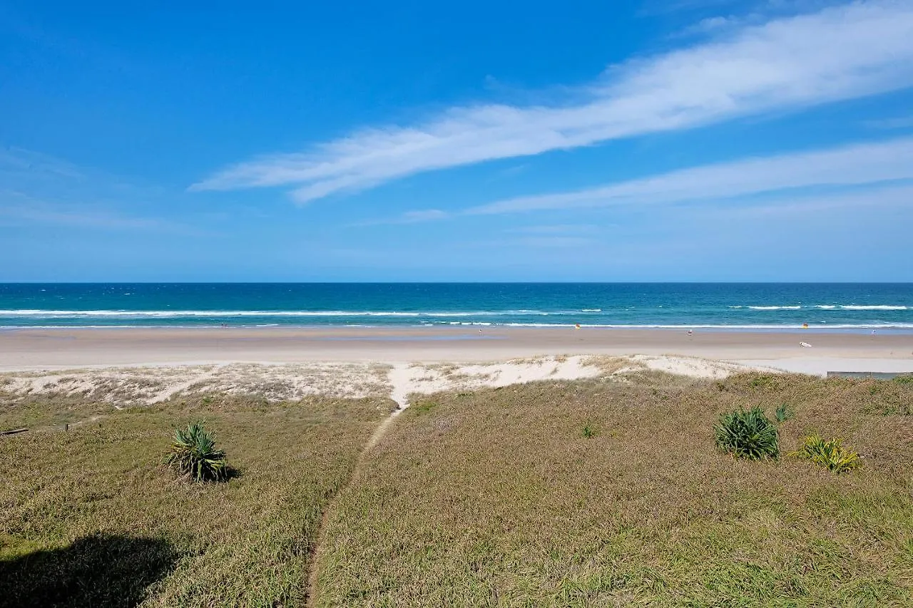 Apartment Absolutly Beachfront Surfers Paradise, Pure Shores! Gold Coast
