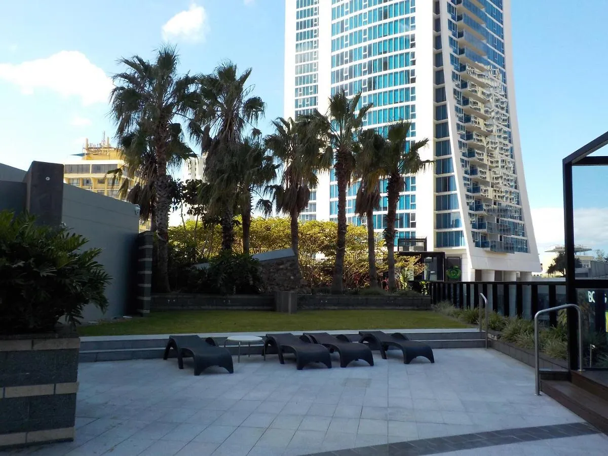 Circle On Cavill - Hr Surfers Paradise Apartmán *