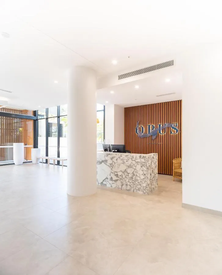 Opus Broadbeach Apartmán