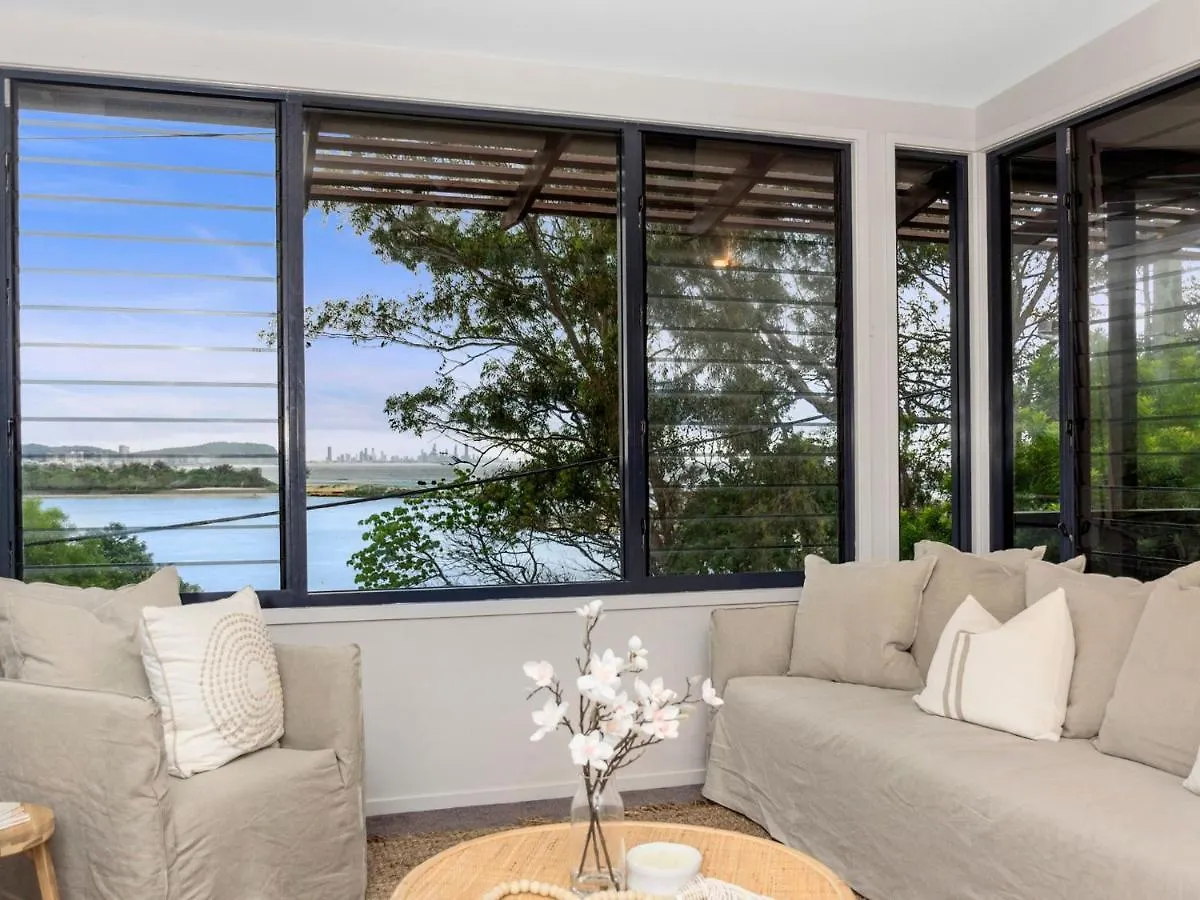 Holiday home Currumbin Beachfront Haven Gold Coast