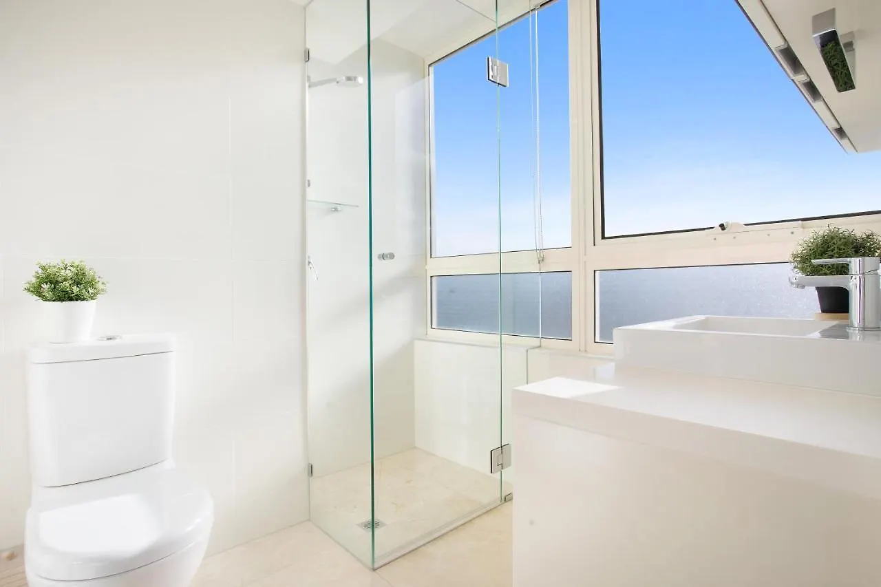 Relax With & River Views In 3br W/ Pool Lägenhet