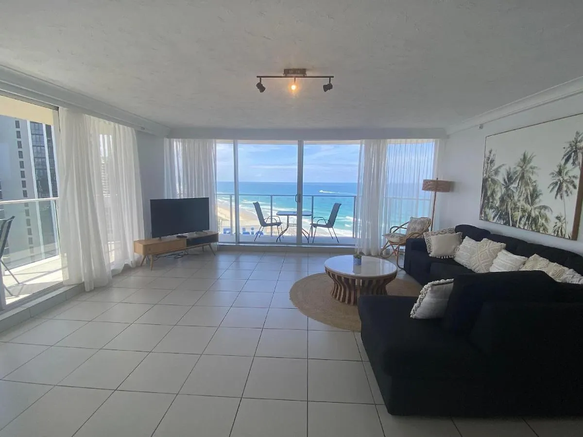Hi Surf Beachfront 4*