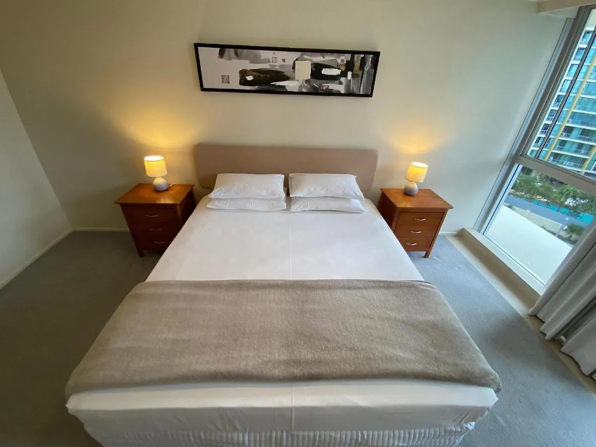 Hi Surf Beachfront 4* Gold Coast