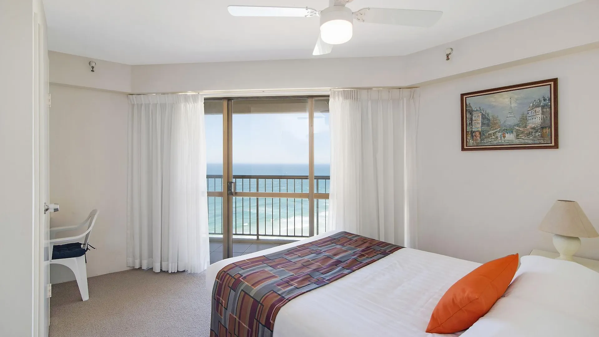 Burleigh Esplanade Gold Coast