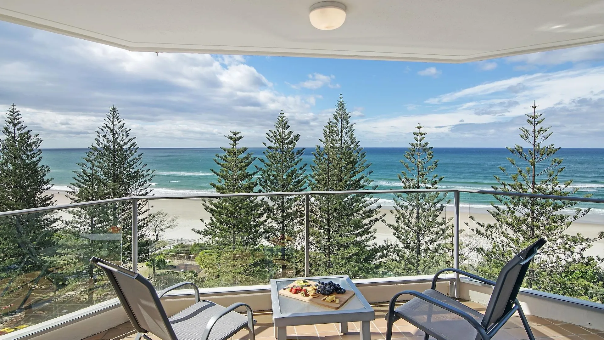 Solnamara Beachfront Aparthotel 4*