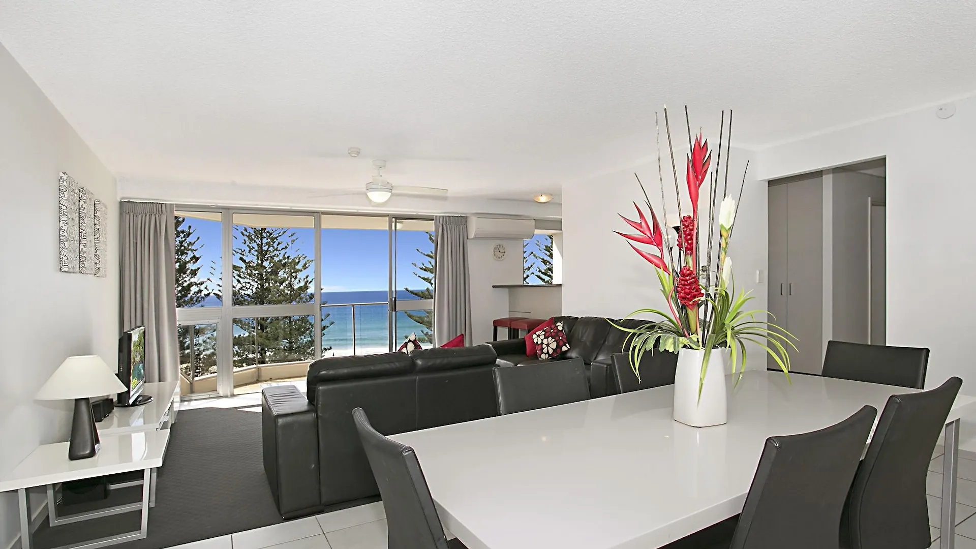 Solnamara Beachfront Aparthotel
