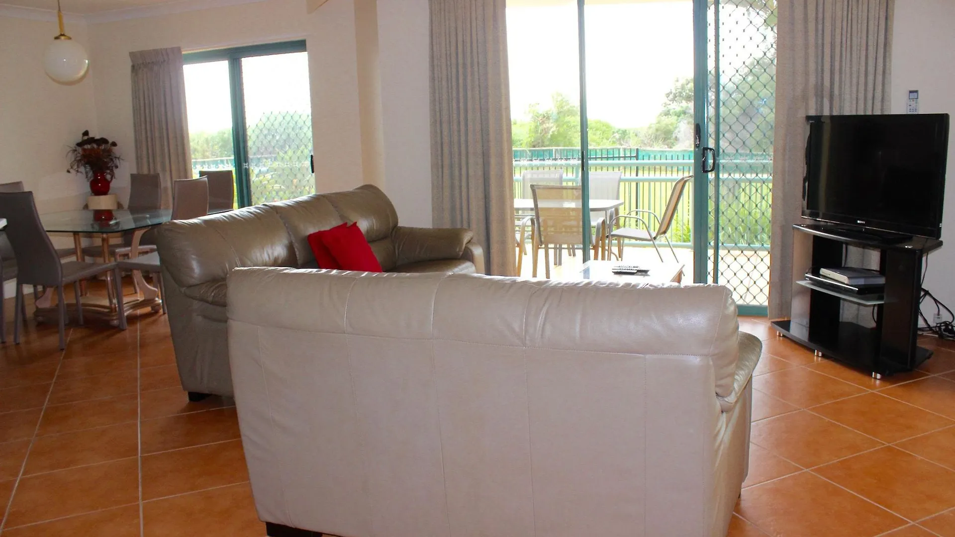 Aparthotel Currumbin Sands On The