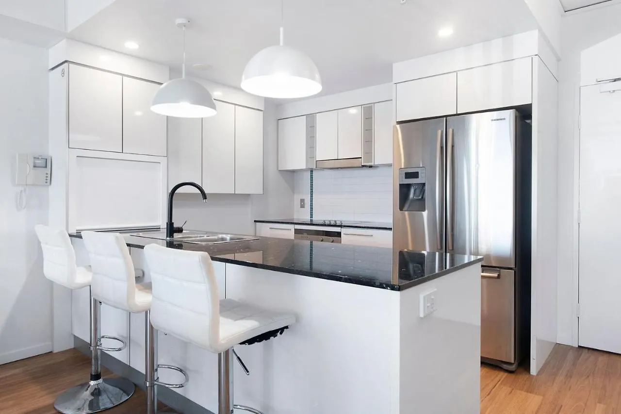 Modern 3 Bedroom With Ocean Views - Coasthm *