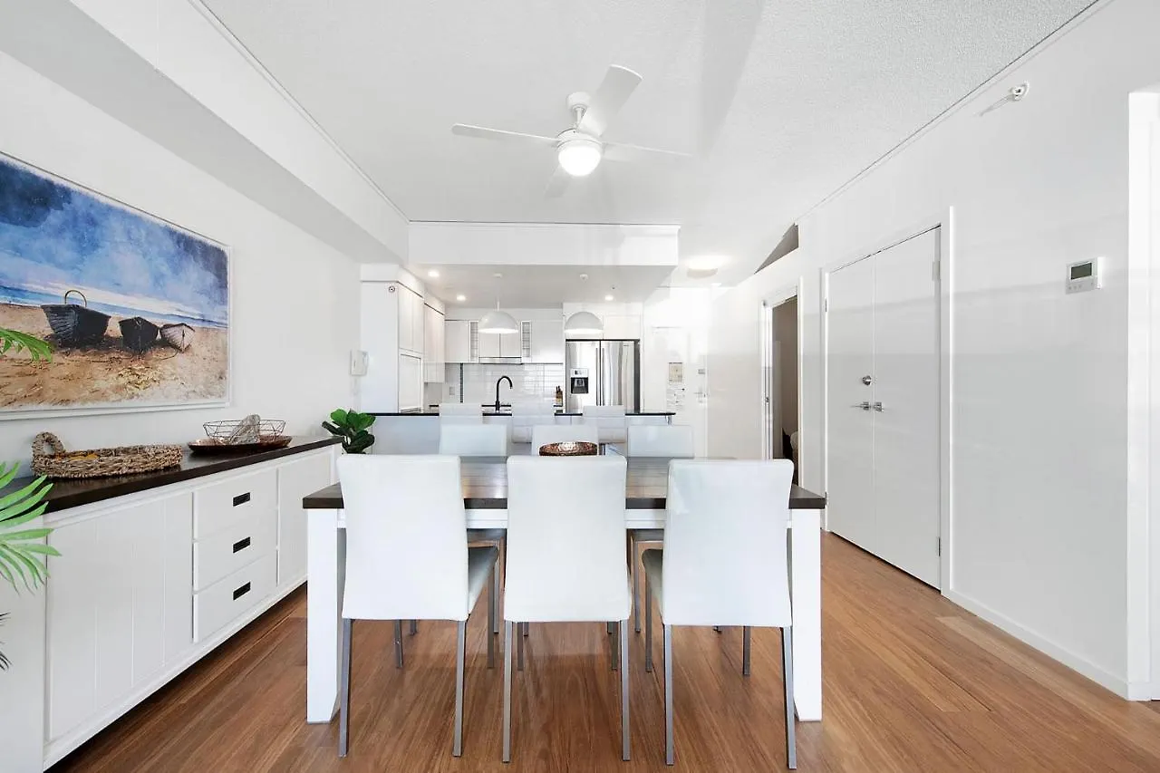 아파트 Modern 3 Bedroom With Ocean Views - Coasthm