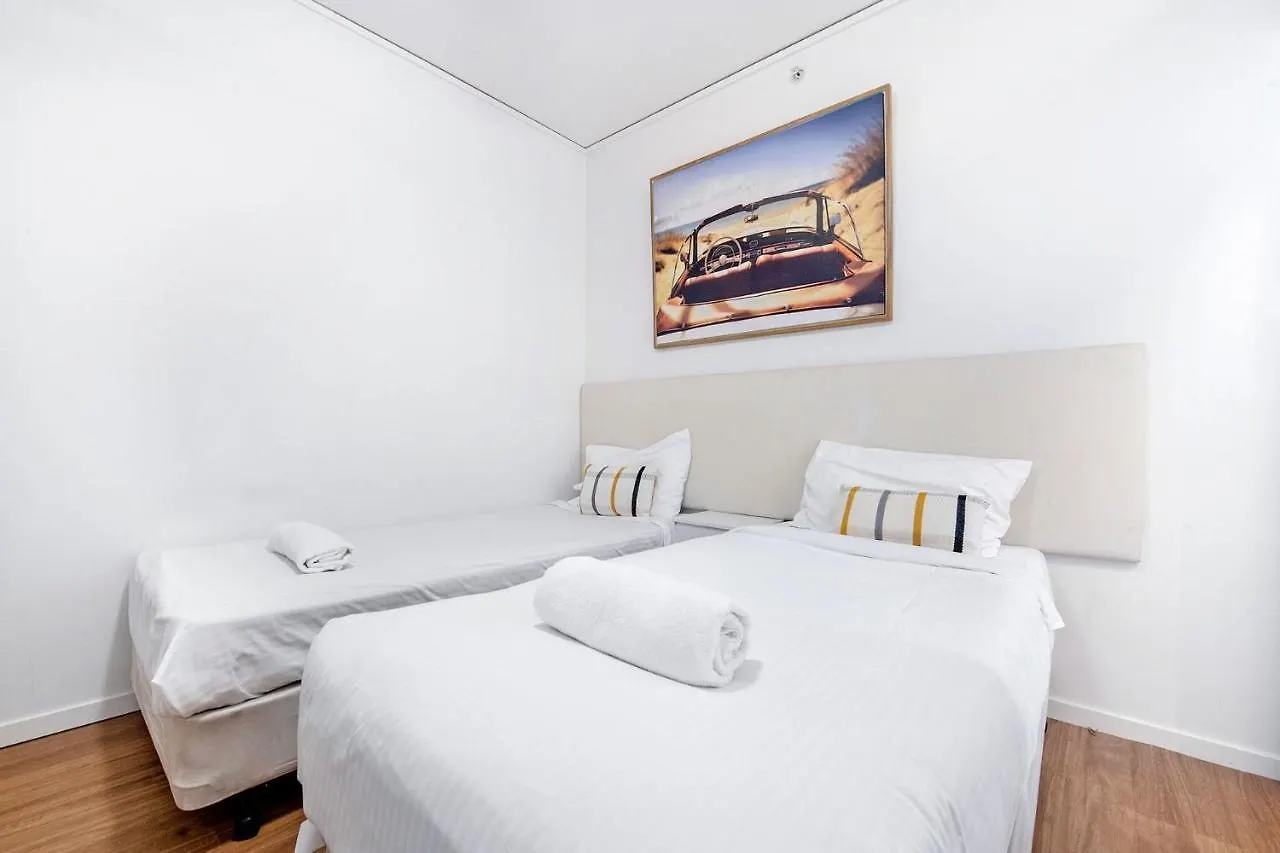 Modern 3 Bedroom With Ocean Views - Coasthm 아파트