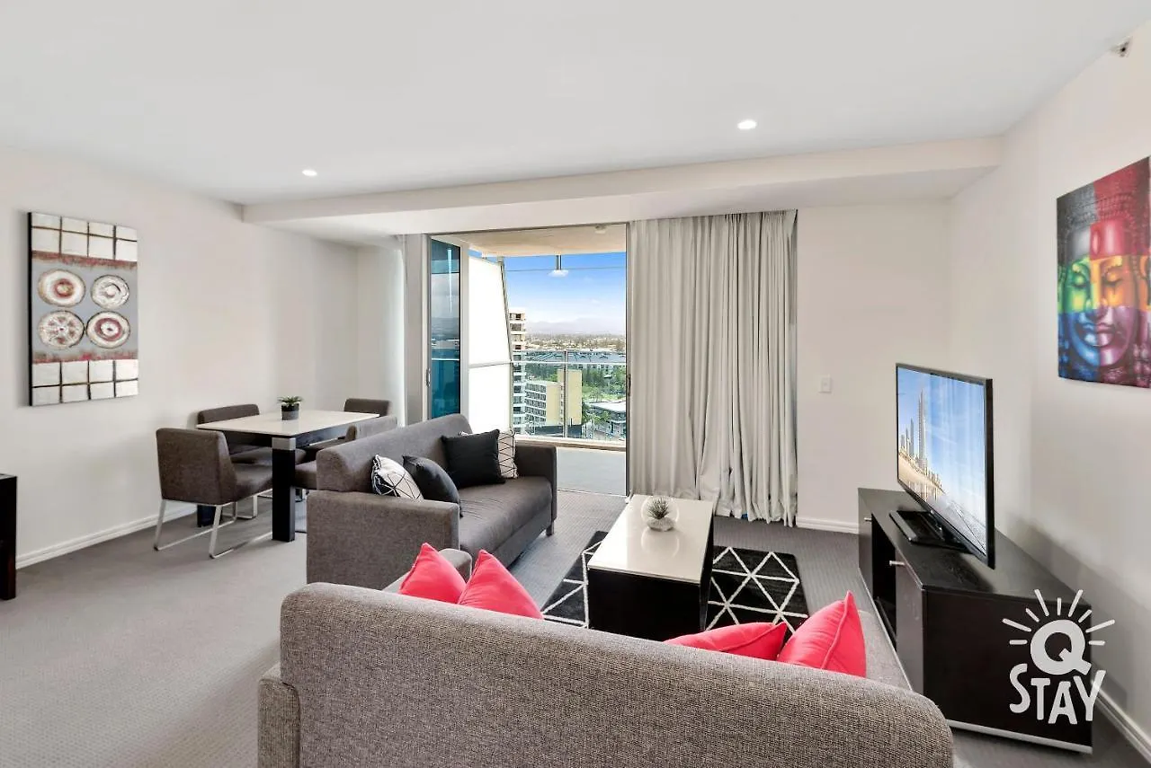 H Residences - Qstay *