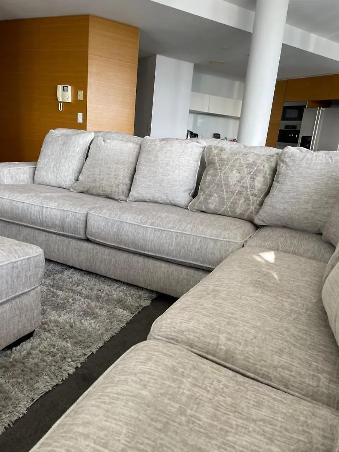 4 Bedroom Luxury Sub Penthouse Oracle Broadbeach Level 31 Magnificent Views 260m2 Family Skyhome Sleeps 8 Adults And 2 Children, Sofa Bed Portacot, High Chair To Everything Skyhome 5 Star 公寓