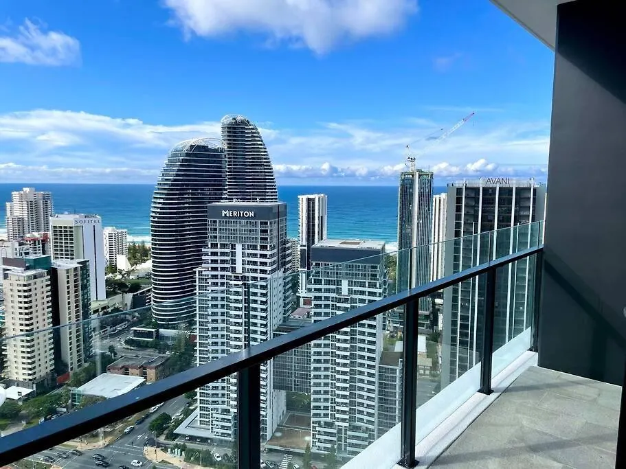 Daire Luxury Ocean Skyline Stunner 2beds Apt 33f