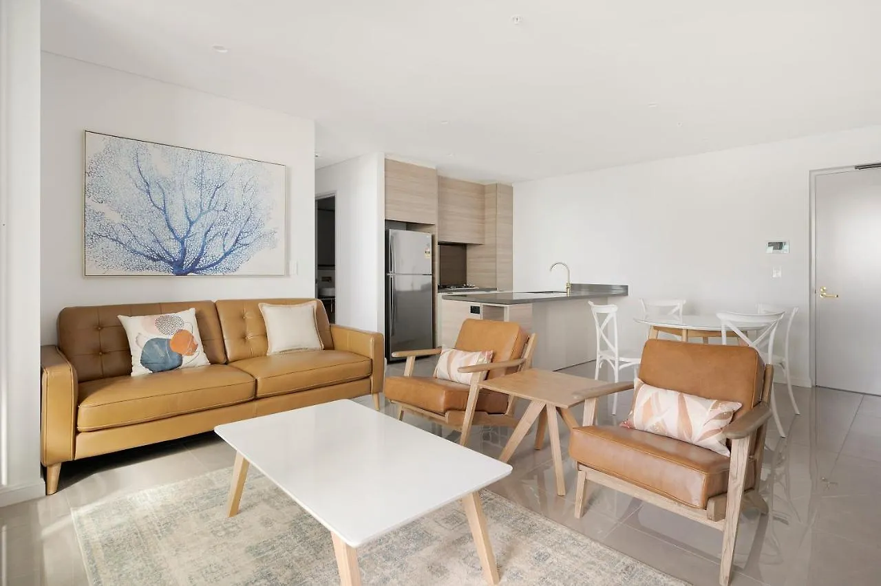 Sea View Beachfront In Surfers Apartamento Gold Coast