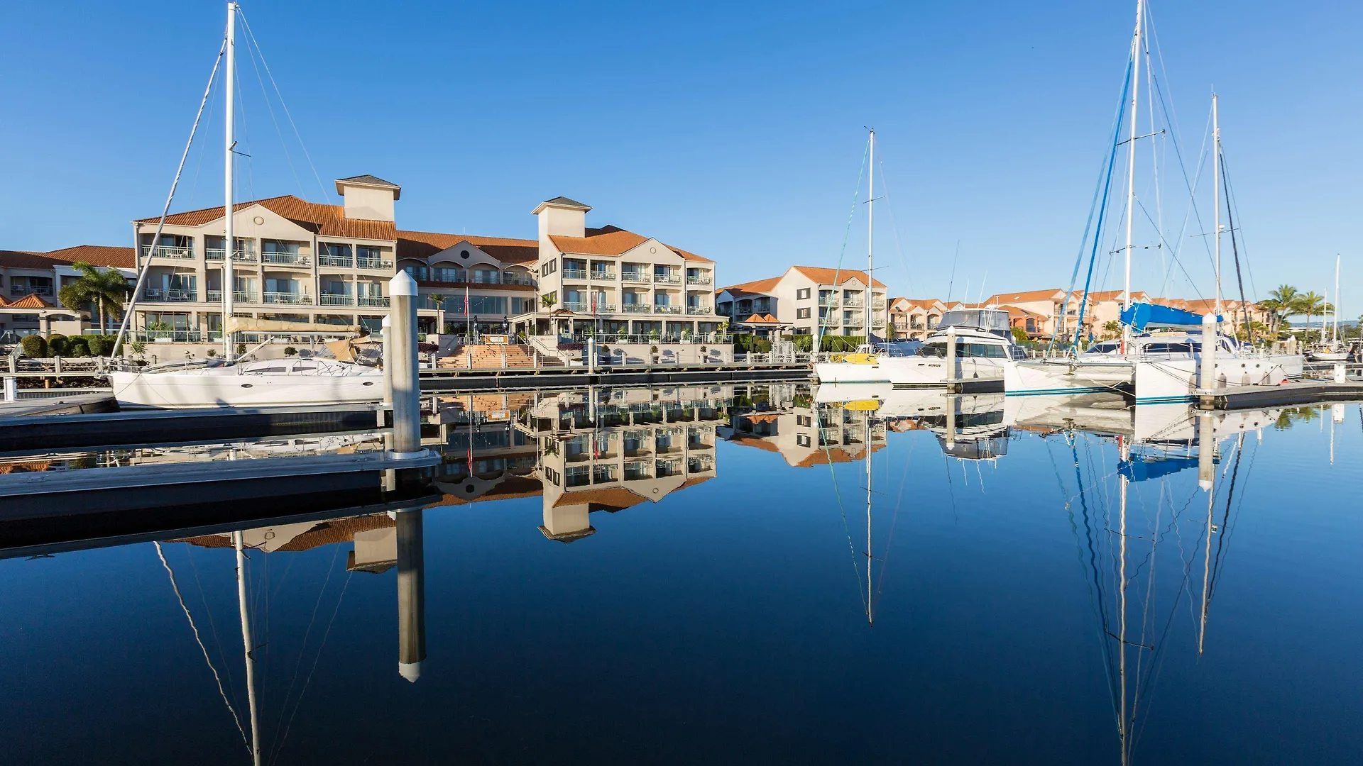 Hope Harbour Hotel 3*