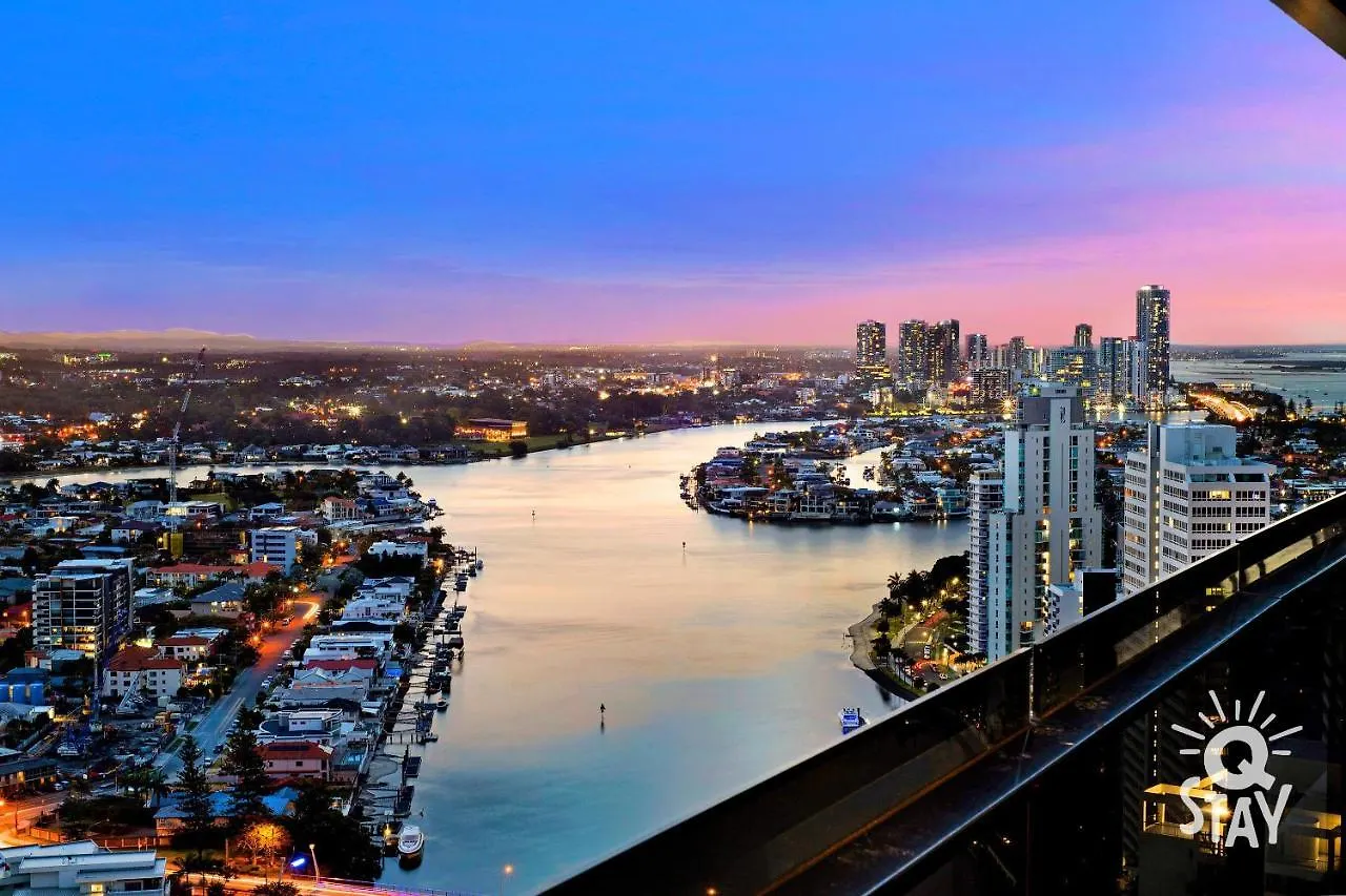 Circle On Cavill - 2 Bedroom Ocean View Units * Gold Coast