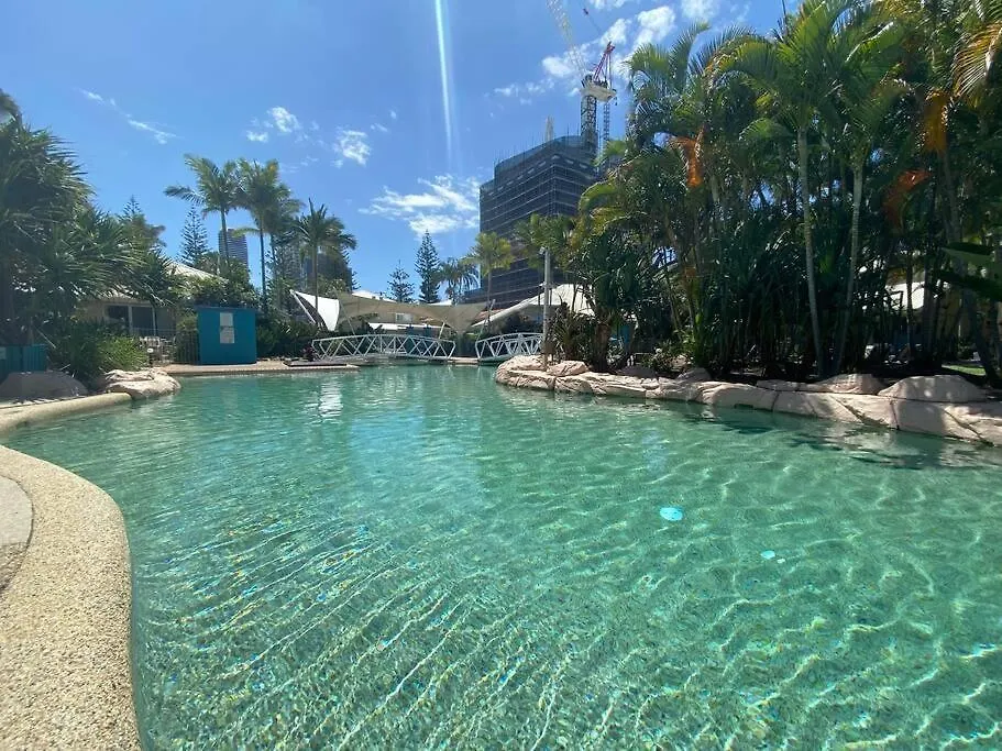 Diamond Resort, Poolside #40 * 골드코스트