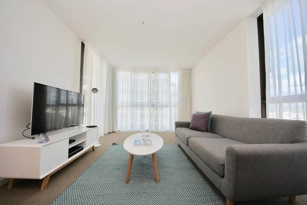 Broadbeach 806 *