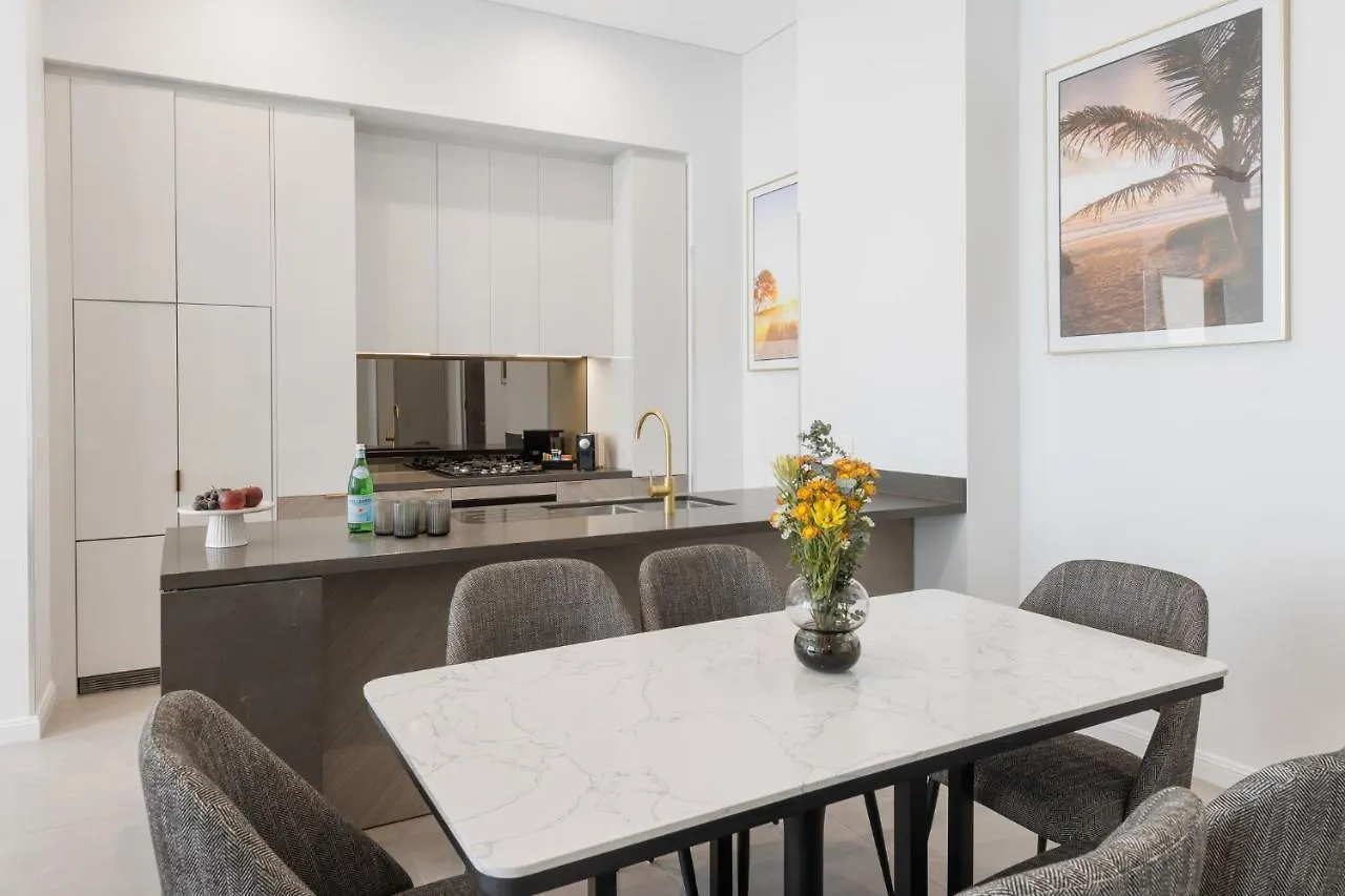 Meriton Surfers Paradise Apartmanhotel 5*