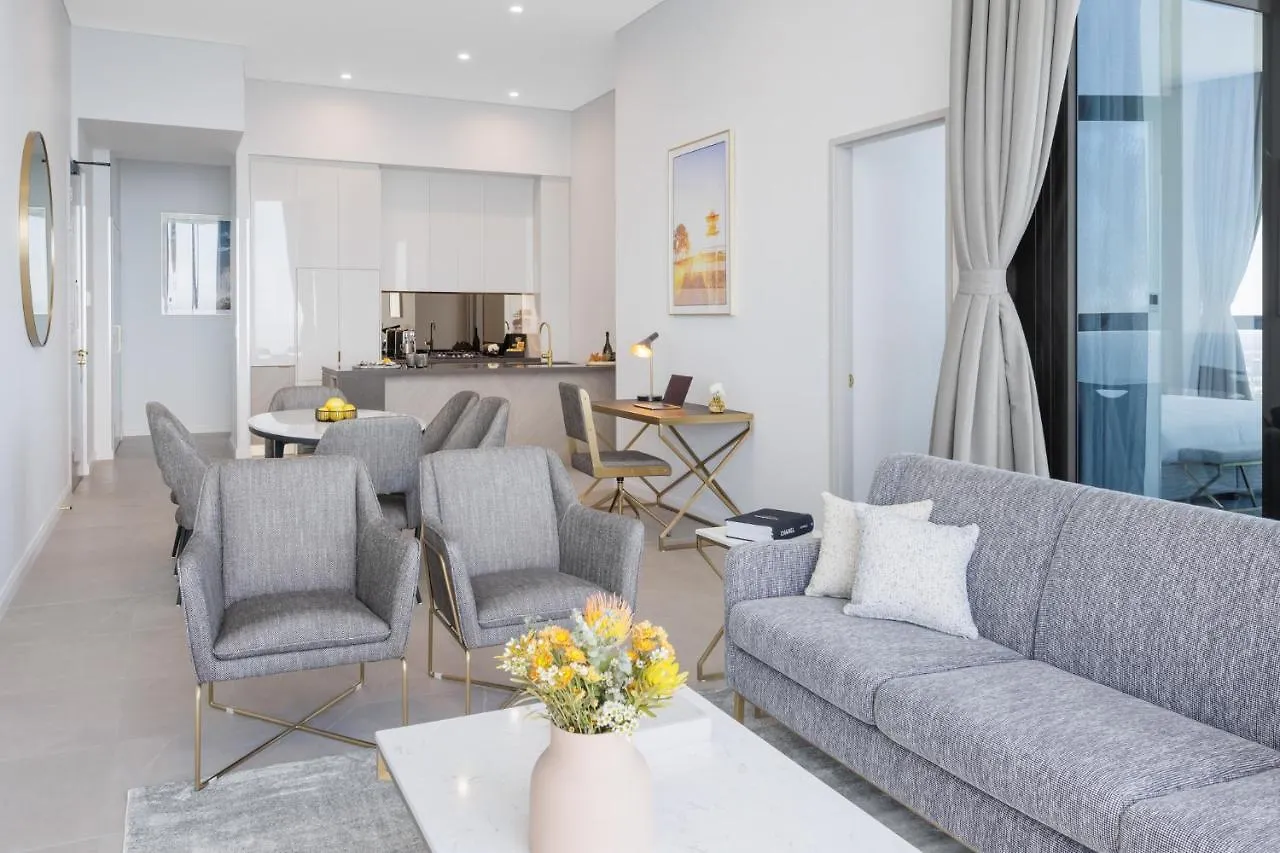 Meriton Surfers Paradise 5*