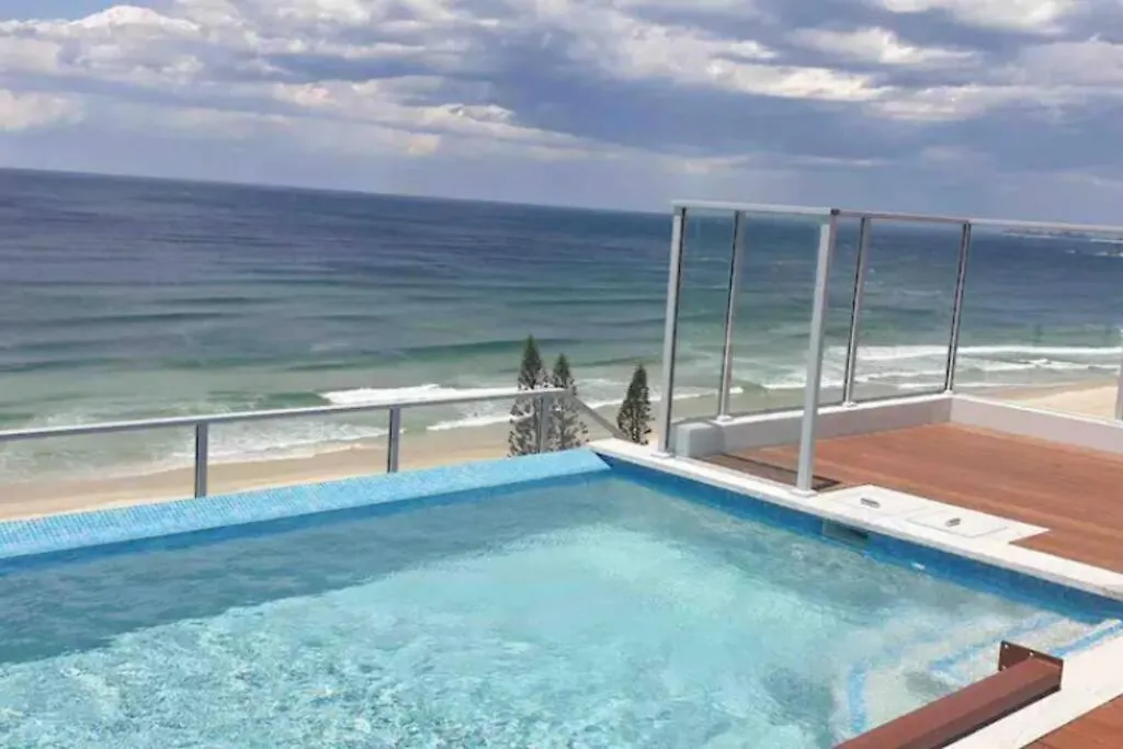 Luxury Ocean View Διαμέρισμα *
