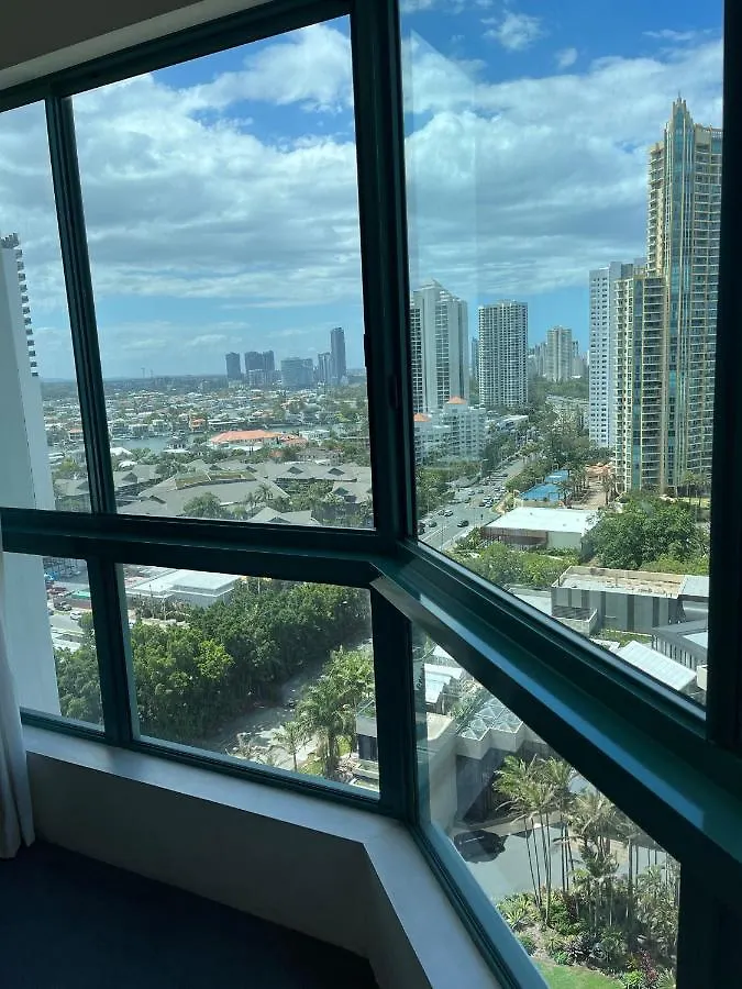 Crown Towers דירה *
