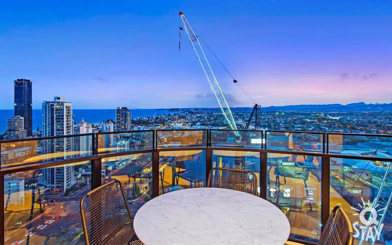 Apartamento 3 Bedroom Private At Casino - Q