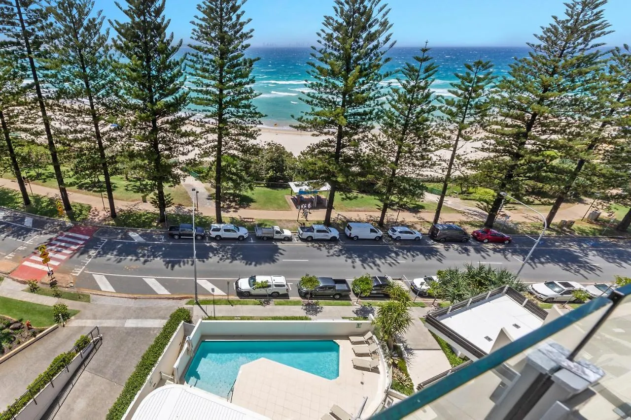 The Garland At Rainbow Bay *