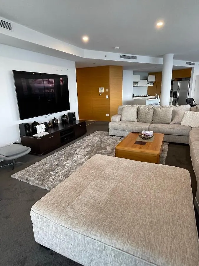 4 Bedroom Luxury Sub Penthouse Oracle Broadbeach Level 31 Magnificent Views 260m2 Family Skyhome Sleeps 8 Adults And 2 Children, Sofa Bed Portacot, High Chair To Everything Skyhome 5 Star * 黄金海岸