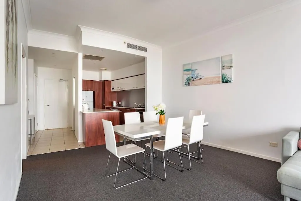 Seaview Chevron Renaissance Free Parking &free Wifi