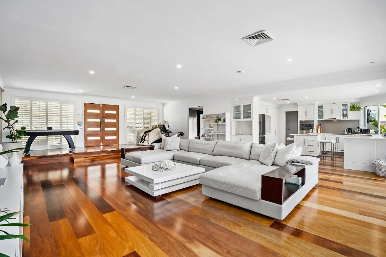 Ferienhaus Seaclusion 5 Bed Waterfront, Sleeps 12 *
