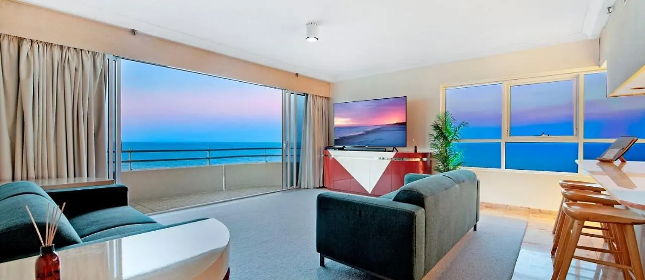 Ξενοδοχείο με διαμερίσματα Zenith Ocean Front