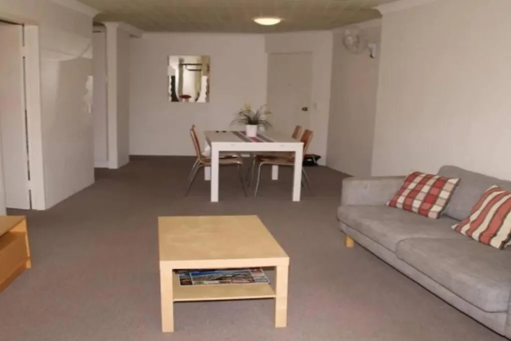 Kundu - Hosted By Burleigh Letting * Gold Coast