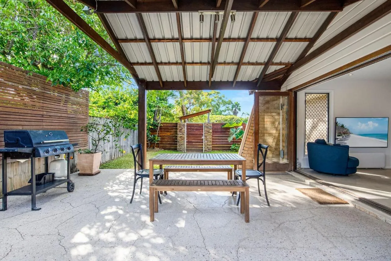 Holiday home Palm Haven - Coasthm Gold Coast
